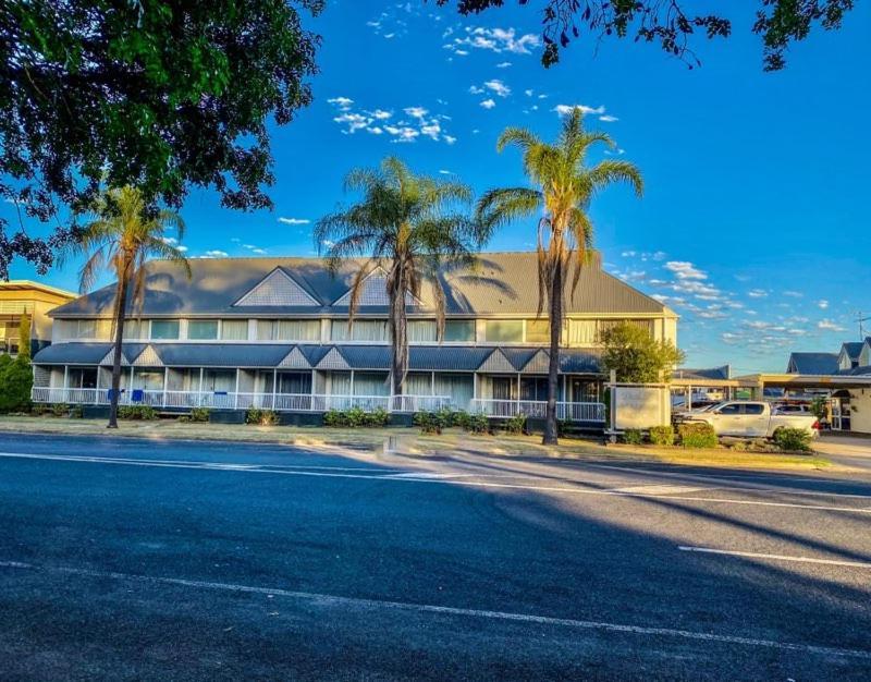 Dalby Manor Motor Inn Exterior photo