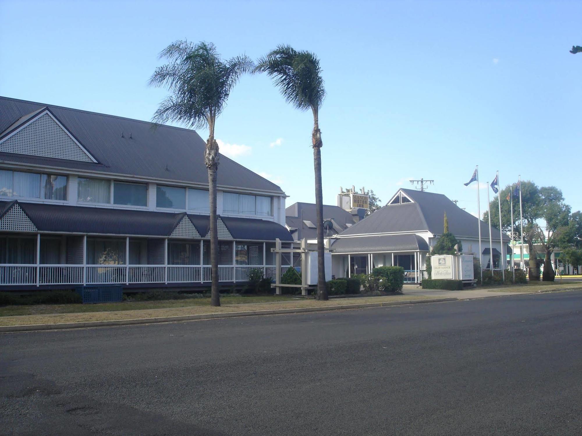 Dalby Manor Motor Inn Exterior photo